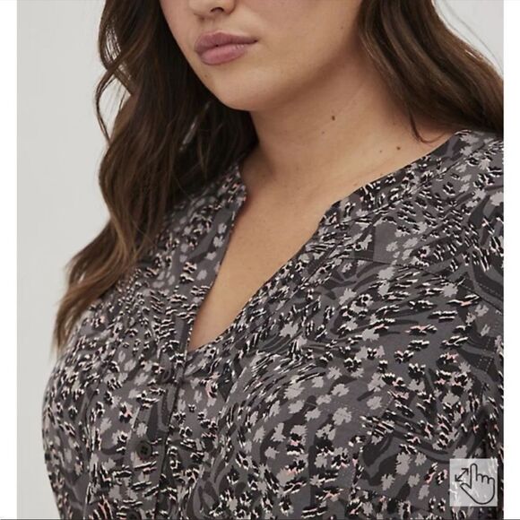 Torrid Harper Pullover Top blouse shirt leopard zebra print size 0 Large 12 - Picture 3 of 7